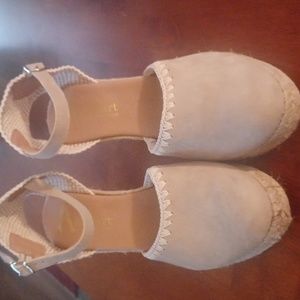 Paseart taupe suede size 40 new